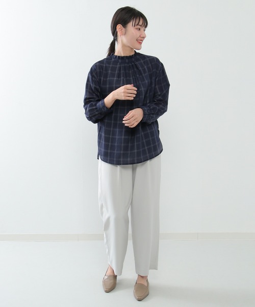 ikka(イッカ)の「襟フリル2WAYブラウス(シャツ/ブラウス・レディース・オレンジ/ネイビー/ホワイト/ブルー/オフホワイト・S/M/L)」の9枚目の写真