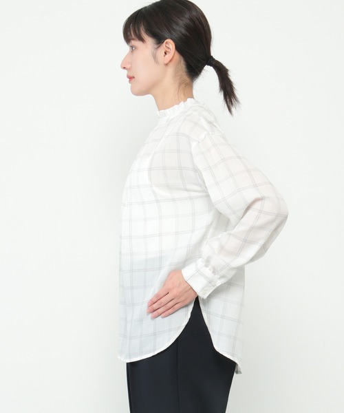ikka(イッカ)の「襟フリル2WAYブラウス(シャツ/ブラウス・レディース・オレンジ/ネイビー/ホワイト/ブルー/オフホワイト・S/M/L)」の16枚目の写真