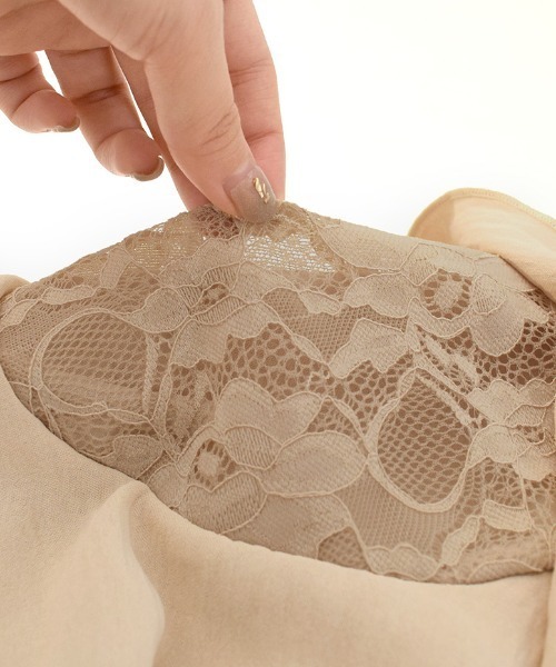 e-zakkamania stores（イーザッカマニアストアーズ）の「フリルスリーブ スタンドカラーブラウス（シャツ/ブラウス・レディース・ベージュ/オフホワイト・M）」の17枚目の写真