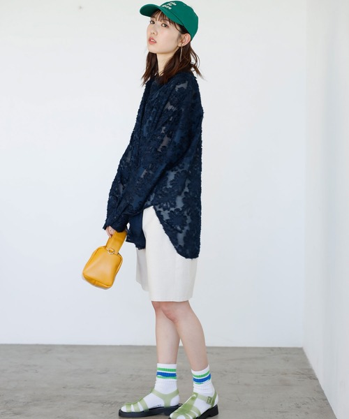 GeeRA(ジーラ)の「フリンジジャカードシアーシャツ(シャツ/ブラウス・レディース・ネイビー/オフホワイト・LARGE/MEDIUM)」の11枚目の写真