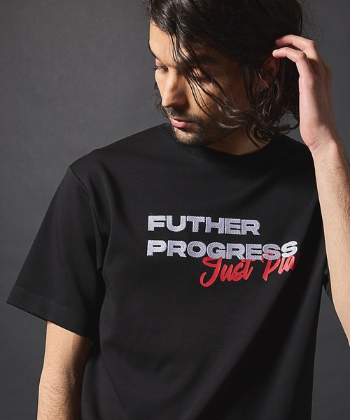 RATTLE TRAP(ラトルトラップ)の「【JUST PLAY】ストレッチスムースグラデーション刺繍Tシャツ(Tシャツ/カットソー・メンズ・ホワイト/ブラック・LL/L/M)」の2枚目の写真