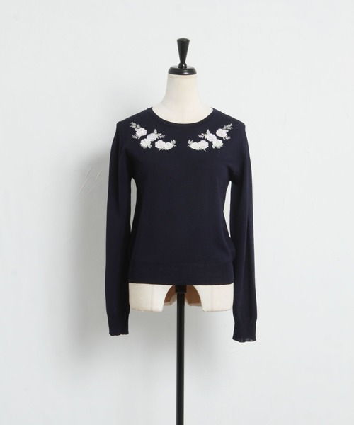 tocco closet(トッコ クローゼット)の「フラワー刺繍ラウンドネックニットプルオーバー(ニット/セーター・レディース・オフホワイト/ネイビー/ピンク系その他・M)」の13枚目の写真