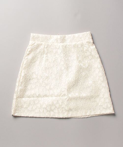 【新品】lilLilly ハートデニムスカート White lilLilly（リルリリー）の「ハートサイドデニムスカート（デニム
