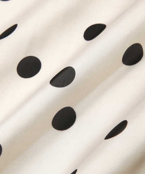 EDIT COLOGNE（エディットコロン）の「ドットスカーフ（ストール/ショール・レディース・ブラック/オフホワイト・ﾌﾘ-）」の6枚目の写真