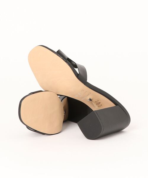 CARRANO(カラーノ)の「【CARRANO】8.5cmヒールミュールサンダル(632301/62301A)(サンダル・レディース・グリーン/ブラック/オフホワイト/ベージュ・38/40/35/39/36/37)」の6枚目の写真