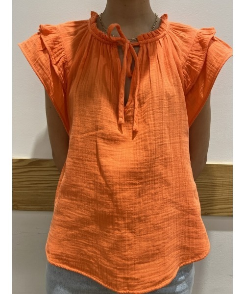 GAP(ギャップ)の「クリンクルガーゼ フリッタースリーブトップス(シャツ/ブラウス・レディース・ブラック/オフホワイト/オレンジ・XS/S/M/L/XXS)」の8枚目の写真