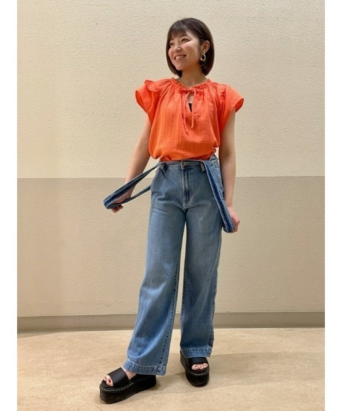 GAP(ギャップ)の「クリンクルガーゼ フリッタースリーブトップス(シャツ/ブラウス・レディース・ブラック/オフホワイト/オレンジ・XS/S/M/L/XXS)」の4枚目の写真