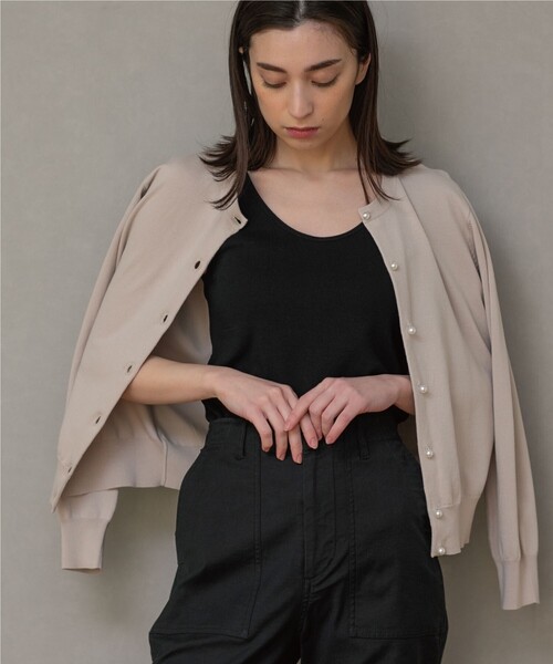 OPAQUE.CLIP(オペークドットクリップ)の「◆パール調ボタン ベーシックカーディガン【UVケア/洗濯機洗い可】(カーディガン/ボレロ・レディース・レモンイエロー/ホワイト系5/ブルー/オフホワイト/ブラック/グリーン/ライトベージュ・36/38/40/42)」の20枚目の写真