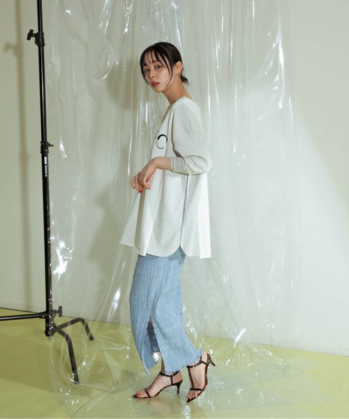 Eimee Law（エイミーロウ）の「裏毛×ワッフル　２WAY大人ロゴトップス（Tシャツ/カットソー・レディース・ライトグレー/オフホワイト・38）」の11枚目の写真