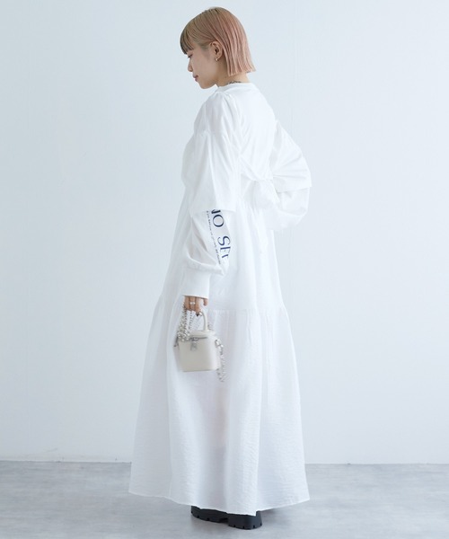 w closet（ダブルクローゼット）の「バックリボンキャミワンピース（ワンピース・レディース・ブルー/オフホワイト/ピンク・FREE）」の5枚目の写真