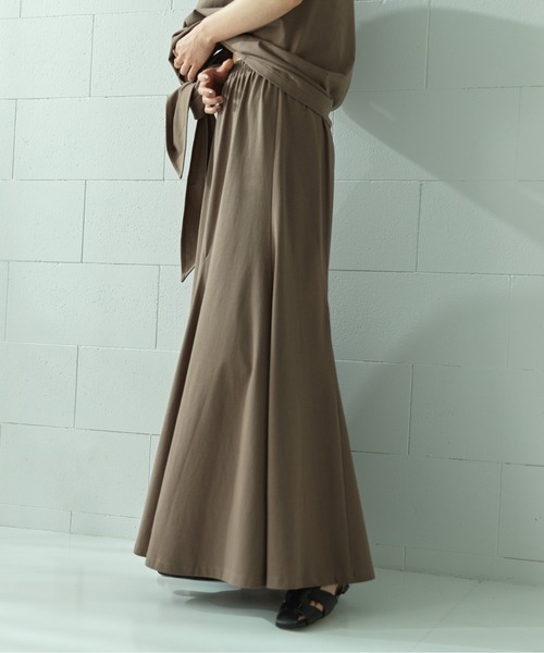 GALLARDAGALANTE（ガリャルダガランテ）の「《セットアップ対応》カットフレアスカート（スカート・レディース・チャコールグレー/モカ・FREE）」の7枚目の写真