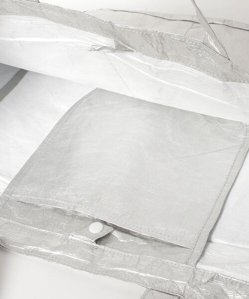 Figments（フィグメンツ）の「クリアポケットBIGトート（ショルダーバッグ・レディース・ホワイト/シルバー・FREE）」の12枚目の写真