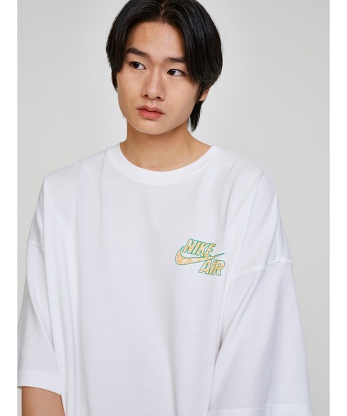 NIKE(ナイキ)の「ナイキ スポーツウェア メンズ Tシャツ / Nike Sportswear Men's T-Shirt(Tシャツ/カットソー・メンズ・ブラック/イエロー系その他/ホワイト・XL/M/L/S/2XL)」の6枚目の写真