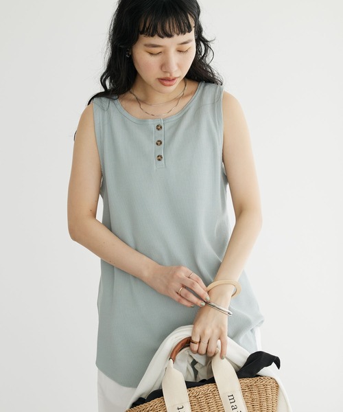 CRAFT STANDARD BOUTIQUE(クラフトスタンダードブティック)の「ワッフル2WAYタンクトップ(Tシャツ/カットソー・レディース・ブラック/ナチュラル/オフホワイト/ベージュ/グリーン・FREE)」の2枚目の写真