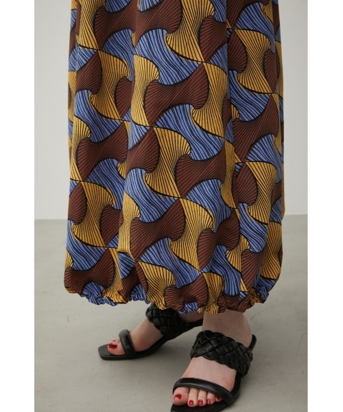 AZUL by moussy（アズールバイマウジー）の「DOCKING DRAWSTRING ONEPIECE/ドッキングドローストリングワンピース（ワンピース・レディース・ホワイト系その他/ブラック系その他・SMALL/MEDIUM）」の5枚目の写真