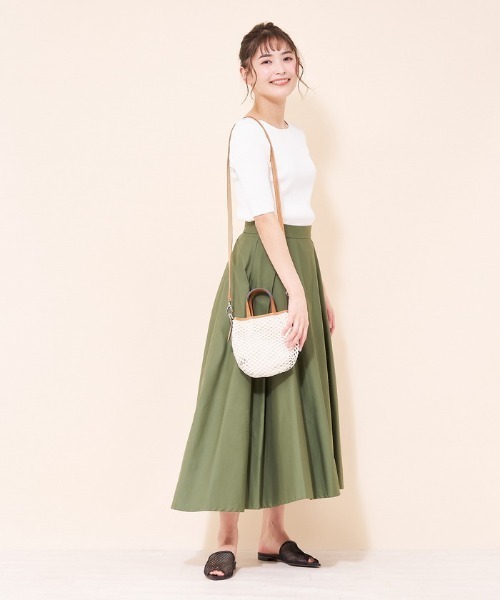 en recre（アンレクレ）の「【BEATRICE】五分袖リブニット（ニット/セーター・レディース・Beige/オフホワイト/ブラック・2）」の14枚目の写真
