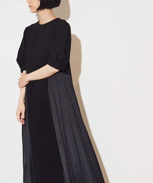 CONVERSE TOKYO（コンバーストウキョウ）の「GATHER PLEATS DOCKING