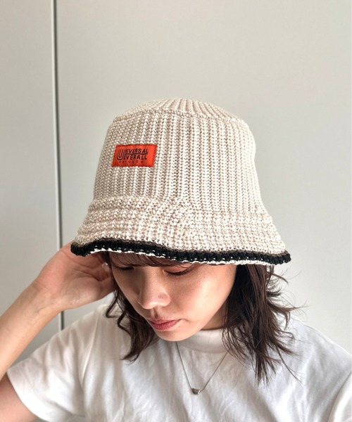 UNIVERSAL OVERALL（ユニバーサルオーバーオール）の「つば先配色ニットバケハ（ハット・メンズ・アイボリー/ブラック/ホワイト/ブラック系その他・FREE）」の2枚目の写真