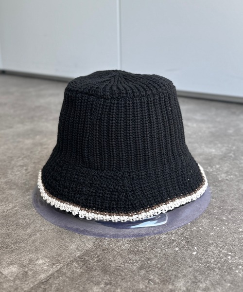 UNIVERSAL OVERALL（ユニバーサルオーバーオール）の「つば先配色ニットバケハ（ハット・メンズ・アイボリー/ブラック/ホワイト/ブラック系その他・FREE）」の7枚目の写真
