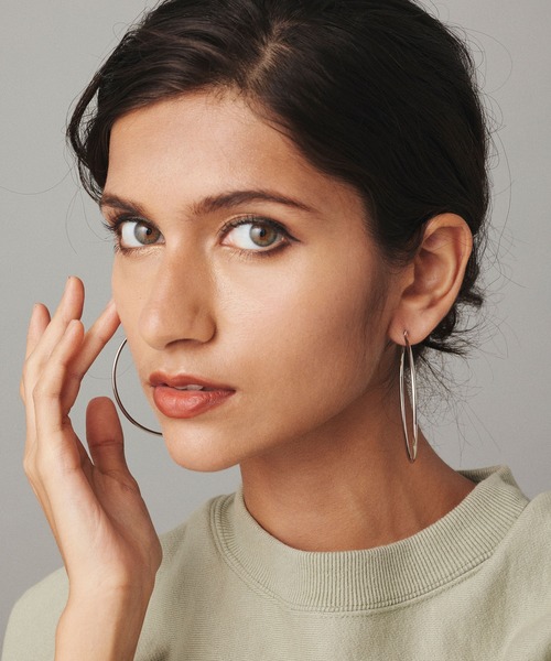 CENE(セネ)の「【CENE】セネ/ループピアス60mm(ピアス(両耳用)・レディース・ゴールド/シルバー・FREE)」の8枚目の写真