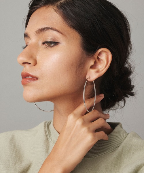 CENE(セネ)の「【CENE】セネ/ループピアス60mm(ピアス(両耳用)・レディース・ゴールド/シルバー・FREE)」の9枚目の写真