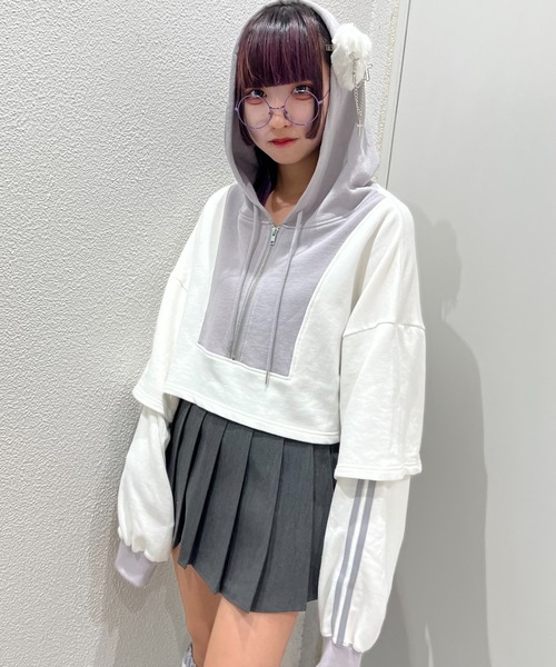 ちーたん。ファビアナフィリッピフード付き クロップドパーカー ちーたん様専用。ファビアナフィリッピフード付き クロップド