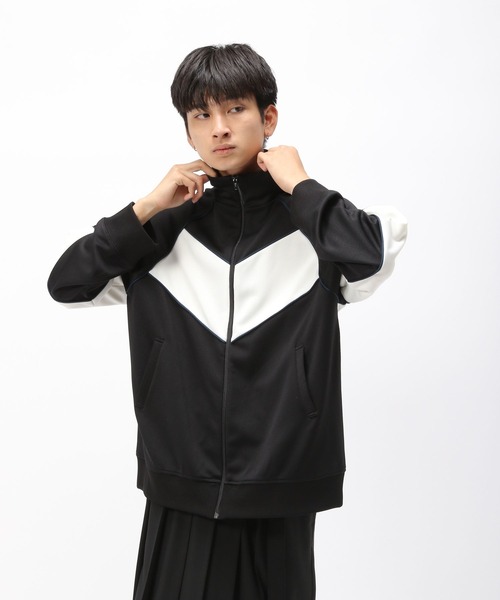 Anui（アニュイ）の「【TGC teen 着用アイテム/UNISEX】ルーズトラックジャケット（ナイロンジャケット・レディース・ブラック/ネイビー・S/M）」の3枚目の写真