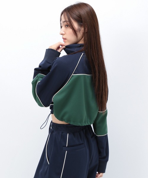 Anui（アニュイ）の「【TGC teen 着用アイテム/UNISEX】ルーズトラックジャケット（ナイロンジャケット・レディース・ブラック/ネイビー・S/M）」の11枚目の写真