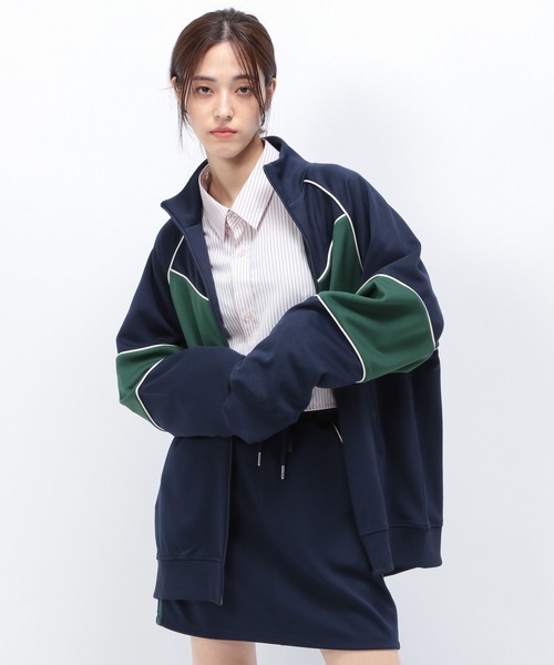 Anui（アニュイ）の「【TGC teen 着用アイテム/UNISEX】ルーズトラックジャケット（ナイロンジャケット・レディース・ブラック/ネイビー・S/M）」の13枚目の写真