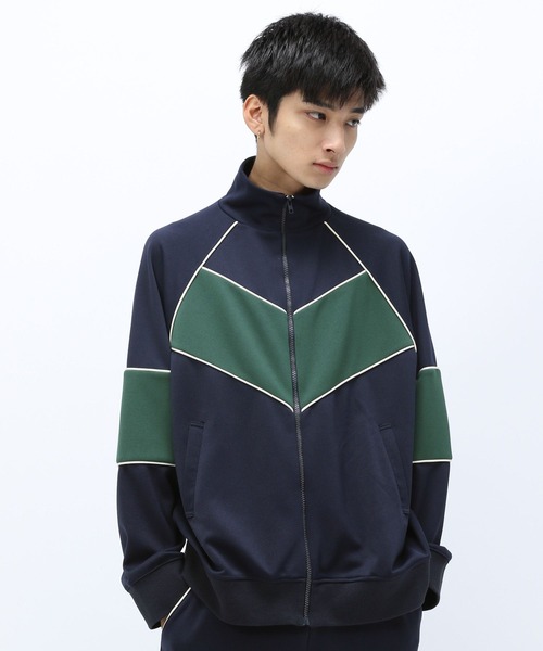 Anui（アニュイ）の「【TGC teen 着用アイテム/UNISEX】ルーズトラックジャケット（ナイロンジャケット・レディース・ブラック/ネイビー・S/M）」の18枚目の写真