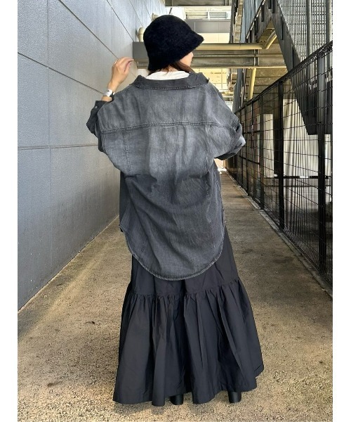 BACK NUMBER(バックナンバー)の「【BACK NUMBER】フラップポケットデニムシャツ(シャツ/ブラウス・レディース・ブラック・M)」の11枚目の写真