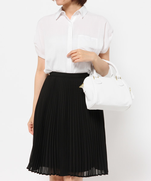 WEGO（ウィゴー）の「WEGO/ハンドルミニショルダーバッグ（ショルダーバッグ・レディース・ホワイト/ネイビー/ブラック・FREE）」の4枚目の写真