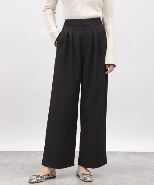 LAKOLE（ラコレ）の「2タックワイドスラックス / 976007（スラックス・レディース・ネイビー系8/ブラック/グレー・SMALL/MEDIUM）」の2枚目の写真