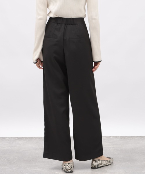 LAKOLE（ラコレ）の「2タックワイドスラックス / 976007（スラックス・レディース・ネイビー系8/ブラック/グレー・SMALL/MEDIUM）」の8枚目の写真