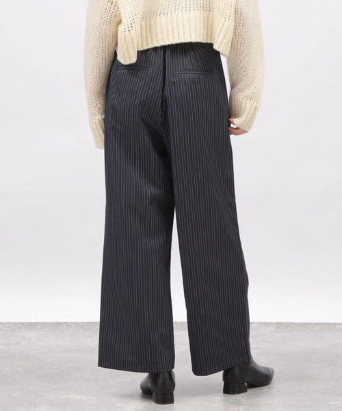 LAKOLE（ラコレ）の「2タックワイドスラックス / 976007（スラックス・レディース・ネイビー系8/ブラック/グレー・SMALL/MEDIUM）」の14枚目の写真