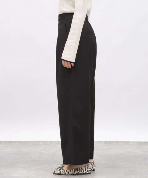 LAKOLE（ラコレ）の「2タックワイドスラックス / 976007（スラックス・レディース・ネイビー系8/ブラック/グレー・SMALL/MEDIUM）」の16枚目の写真