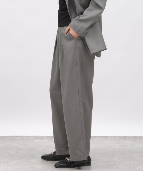 LAKOLE（ラコレ）の「2タックワイドスラックス / 976007（スラックス・レディース・ネイビー系8/ブラック/グレー・SMALL/MEDIUM）」の10枚目の写真