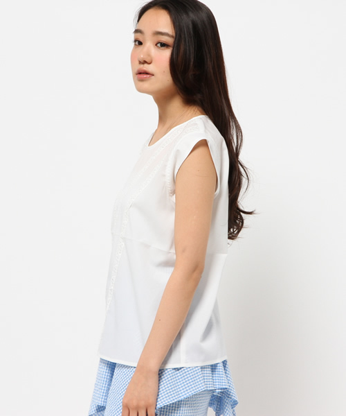 mystic（ミスティック）の「Vレース付プルオーバー（シャツ/ブラウス・レディース・サックスブルー/ベージュ/ブラック/オフホワイト・ﾌﾘ-）」の6枚目の写真