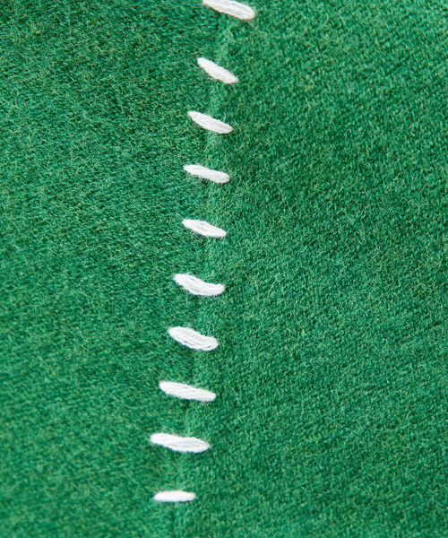 AH ABAHOUSE(エーエイチアバハウス)の「【AH ABAHOUSE】ハンドステッチ プルオーバー ニット(ニット/セーター・メンズ・ホワイト/グリーン/ブラック/グレイッシュベージュ/グレイッシュブルー/パープル・48/46)」の13枚目の写真