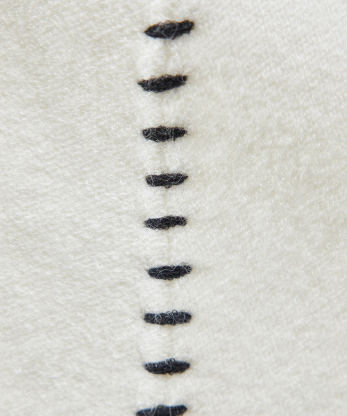 AH ABAHOUSE(エーエイチアバハウス)の「【AH ABAHOUSE】ハンドステッチ プルオーバー ニット(ニット/セーター・メンズ・ホワイト/グリーン/ブラック/グレイッシュベージュ/グレイッシュブルー/パープル・48/46)」の12枚目の写真