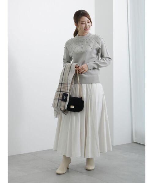 Te chichi(テチチ)の「求心ビジューニットプルオーバー(ニット/セーター・レディース・グレー/ブラック・F)」の6枚目の写真