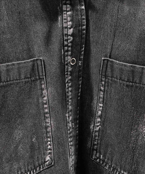 PAGEBOY(ページボーイ)の「ハクプリントデニムルーズシャツ(シャツ/ブラウス・レディース・ブルー/ブラック/ネイビー/ホワイト・FREE)」の11枚目の写真