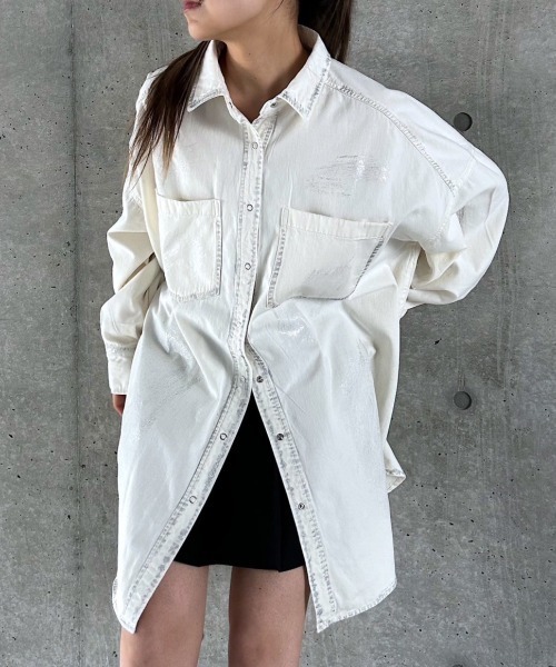 PAGEBOY(ページボーイ)の「ハクプリントデニムルーズシャツ(シャツ/ブラウス・レディース・ブルー/ブラック/ネイビー/ホワイト・FREE)」の16枚目の写真