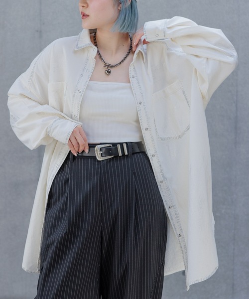 PAGEBOY(ページボーイ)の「ハクプリントデニムルーズシャツ(シャツ/ブラウス・レディース・ブルー/ブラック/ネイビー/ホワイト・FREE)」の22枚目の写真