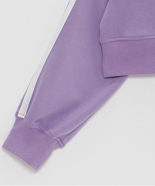 by LOVEiT（バイラビット）の「ショートトラックジャケット（ジャージ・キッズ・オフホワイト/ブラック/ラベンダー・130cm/120cm/140cm/150cm/160cm）」の6枚目の写真