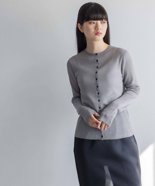 yuw（ユウ）の「シアーラメニットカーディガン　108002（カーディガン/ボレロ・レディース・ピンク/グリーン/グレー・FREE）」の2枚目の写真