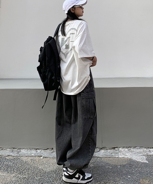 SHEPP(シープ)の「デニムバルーンシルエット ワイドカーゴパンツ(カーゴパンツ・メンズ・ブラック/ブルー・M/L/XL)」の4枚目の写真