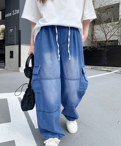 SHEPP(シープ)の「デニムバルーンシルエット ワイドカーゴパンツ(カーゴパンツ・メンズ・ブラック/ブルー・M/L/XL)」の6枚目の写真