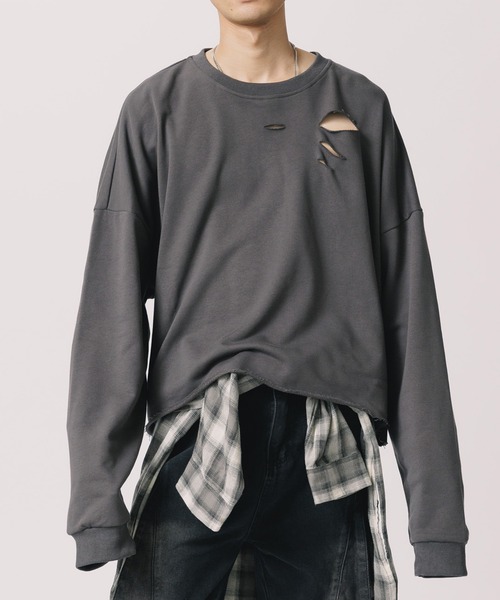 Theater code(シアターコード)の「Damaged Cropped Logo Sweatshirt /ダメージ クロップド ロゴ スウェット(スウェット・メンズ・ダークグレー/クリーム/ネイビー/ライトグレー/ブラック・2/3)」の1枚目の写真