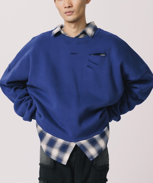 Theater code(シアターコード)の「Damaged Cropped Logo Sweatshirt /ダメージ クロップド ロゴ スウェット(スウェット・メンズ・ダークグレー/クリーム/ネイビー/ライトグレー/ブラック・2/3)」の13枚目の写真
